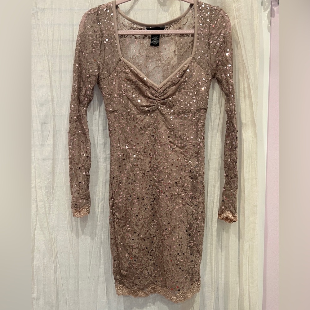 VICTORIAS SECRET 2010 Y2K SEQUIN LONG SLEEVE DRESS XS